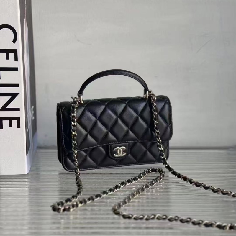 🔥新到： CHANEL/香奈兒芯片款黑金手柄23cminiwoc 超靚手機包尺寸：17 × 11cm-0