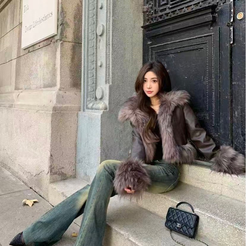 🔥新到： CHANEL/香奈兒芯片款黑金手柄23cminiwoc 超靚手機包尺寸：17 × 11cm-4