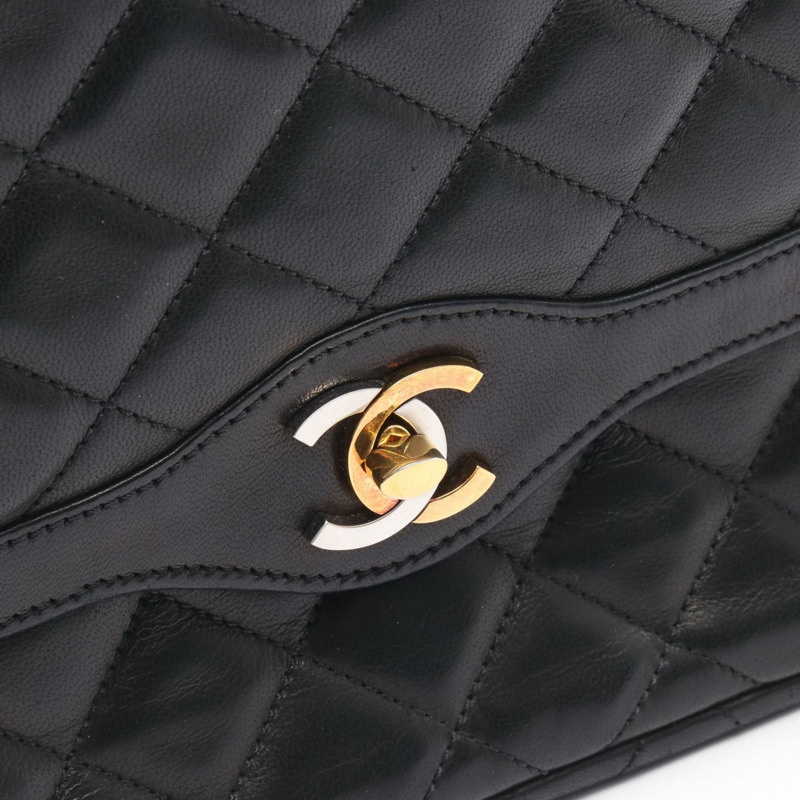香奈兒 (CHANEL) Matelasse Paris 限量版 W 翻蓋鏈條肩背包，黑色皮革，二手-10