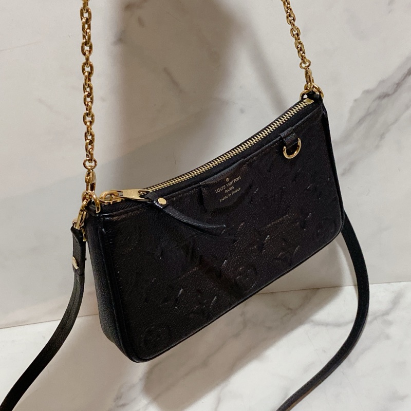 LV M80349 EASY POUCH ON STRAP-2