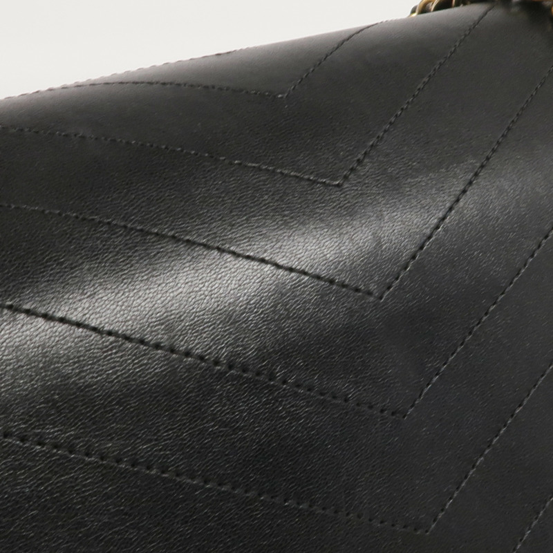 CHANEL 皮革Chain Shoulder金扣鏈帶肩背袋-11