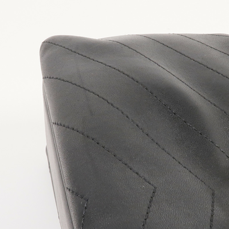 CHANEL 皮革Chain Shoulder金扣鏈帶肩背袋-17