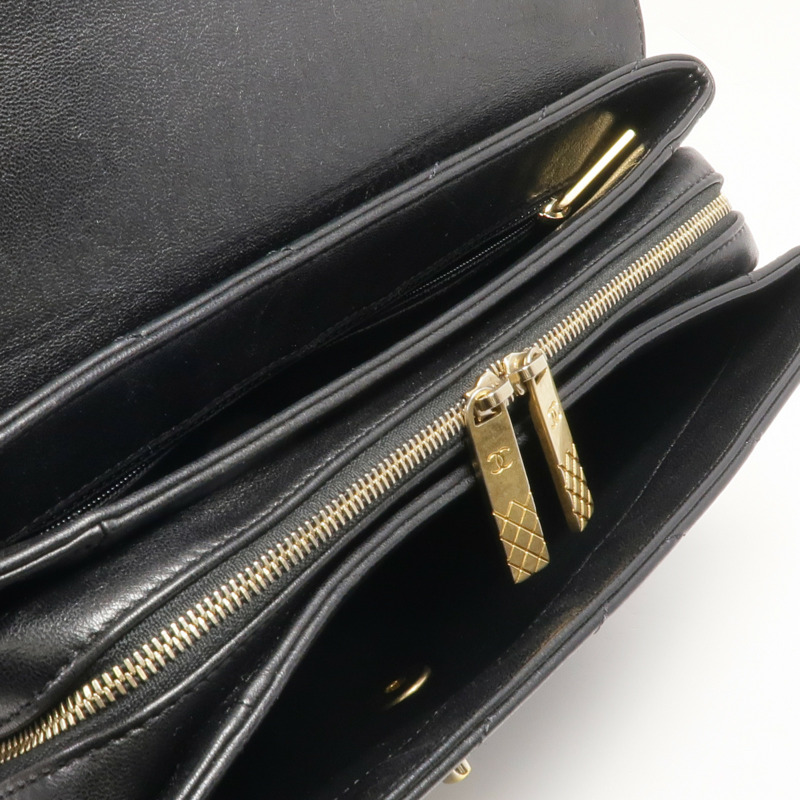 CHANEL 皮革Chain Shoulder金扣鏈帶肩背袋-18