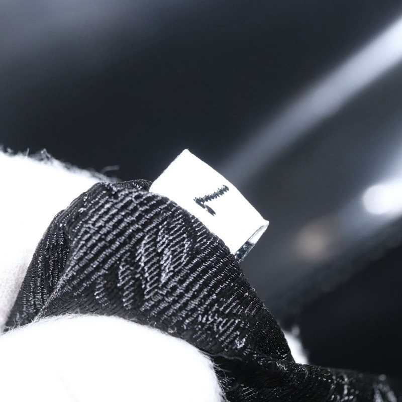 【日本直送】PRADA 尼龍手提包 黑色 銀色 正品 157269SAV-10