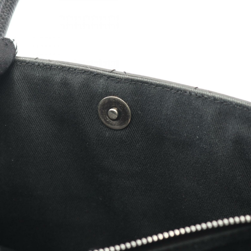 香奈兒 Matelasse 鏈條肩背包，粒面小牛皮，黑色，二手-8