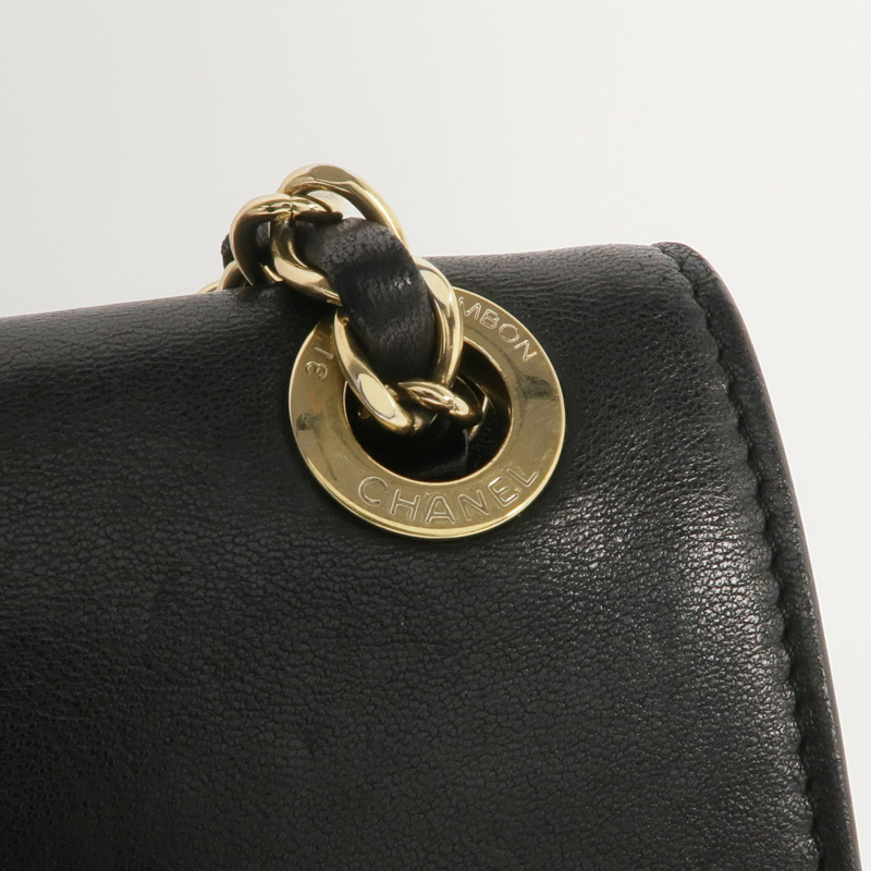 CHANEL 羊皮皮革Chain Shoulder金扣鏈帶肩背袋-10