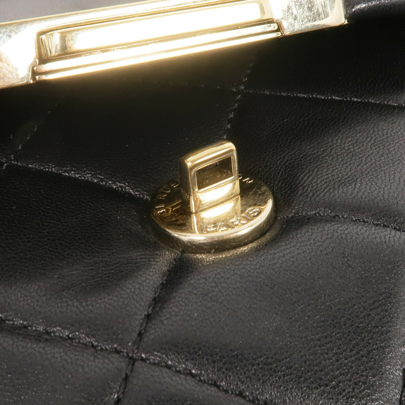 CHANEL 羊皮皮革Chain Shoulder金扣鏈帶肩背袋-11