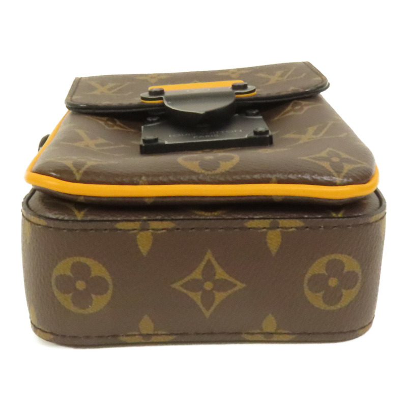 LOUIS VUITTON Monogram S-Lock Vertical Wearable Wallet肩背袋-3