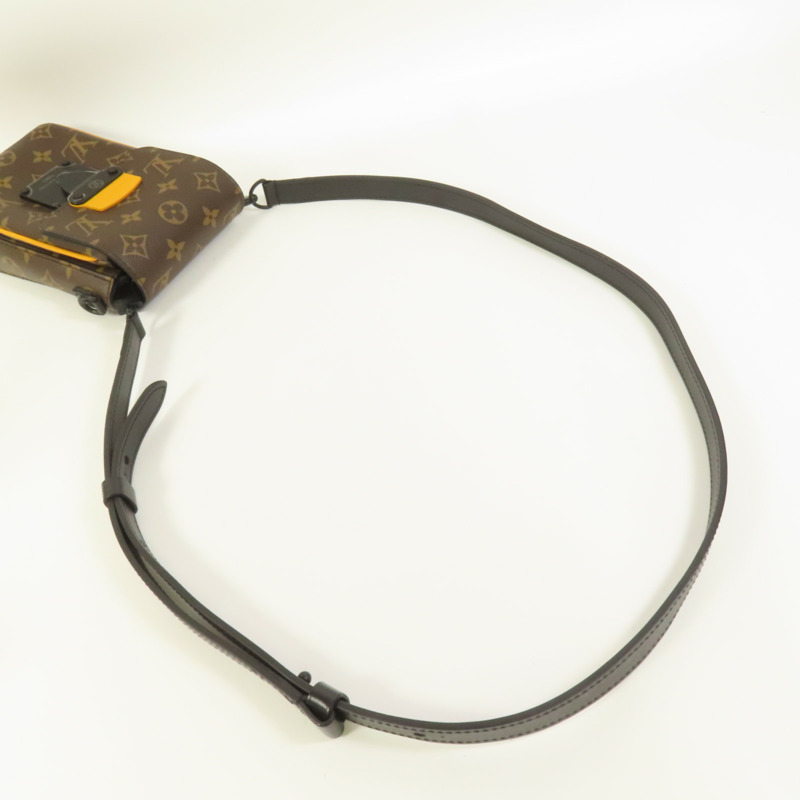 LOUIS VUITTON Monogram S-Lock Vertical Wearable Wallet肩背袋-4