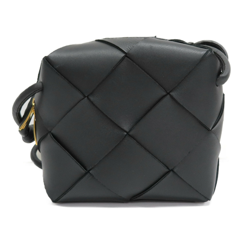 黑色羊皮 Cassette 肩背包 701915【BOTTEGA VENETA BV 寶緹嘉】 701915-1
