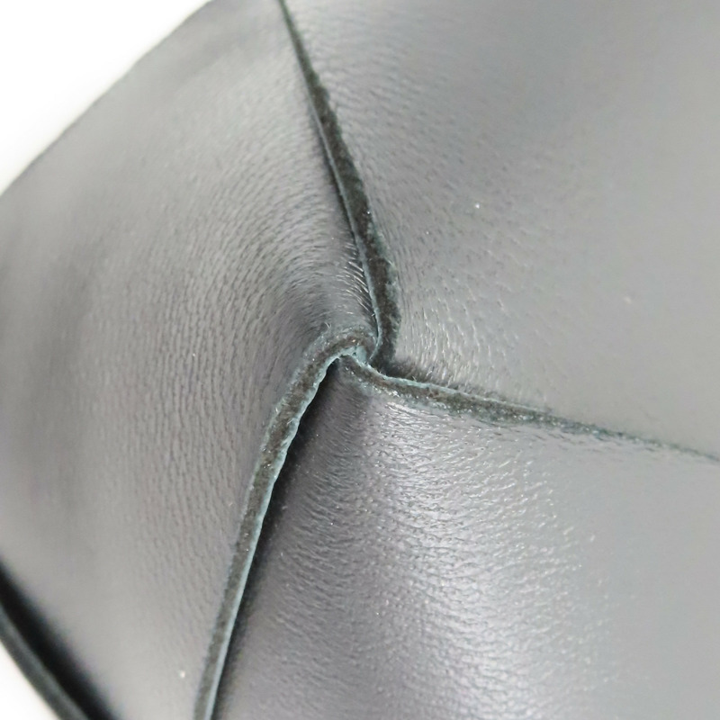 黑色羊皮 Cassette 肩背包 701915【BOTTEGA VENETA BV 寶緹嘉】 701915-8