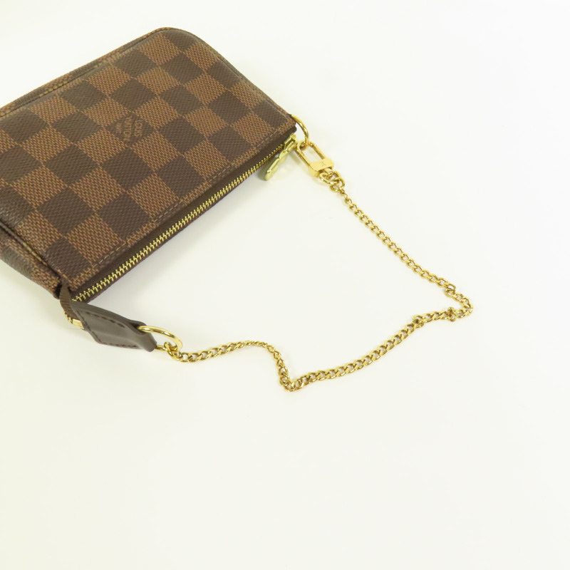 LOUIS VUITTON Damier Mini Pochette Accessories金扣鏈帶手挽袋-4
