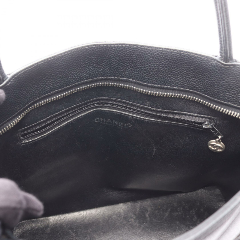 香奈兒 (CHANEL) Medallion 手提包，粒面小牛皮，黑色，銀色五金，二手，女士 CC-7