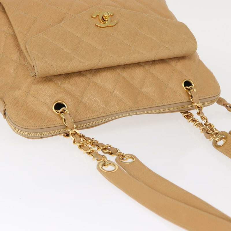 【日本直送】香奈兒鏈絎縫肩背包 魚子醬紋米色金色CC標誌 正品 ka904V-5