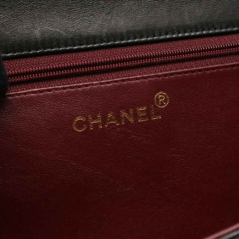 香奈兒 (CHANEL) 絎縫鏈條肩背包，羊皮材質，黑色，金色五金，二手，女士 CC-3