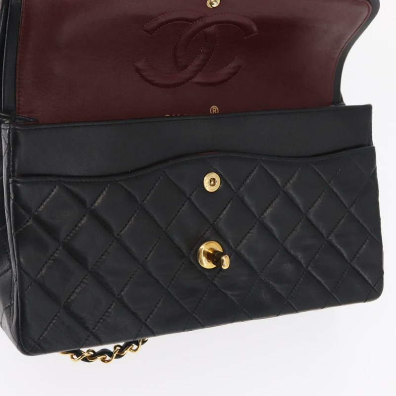 【日本直送】香奈兒 Chain Matelasse 25 單肩包，羊皮材質，黑色，金色雙C標誌，正品 ka829SAV-21