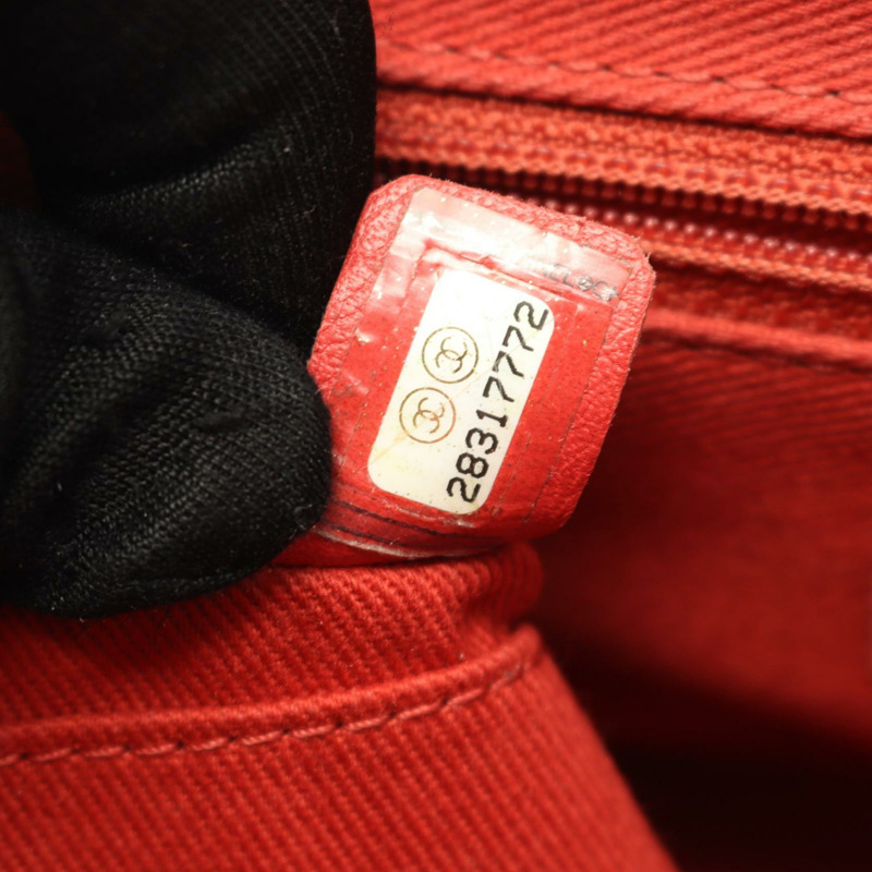 香奈兒 Business Affinity 絎縫鏈條肩背斜背包，紅色皮革-4