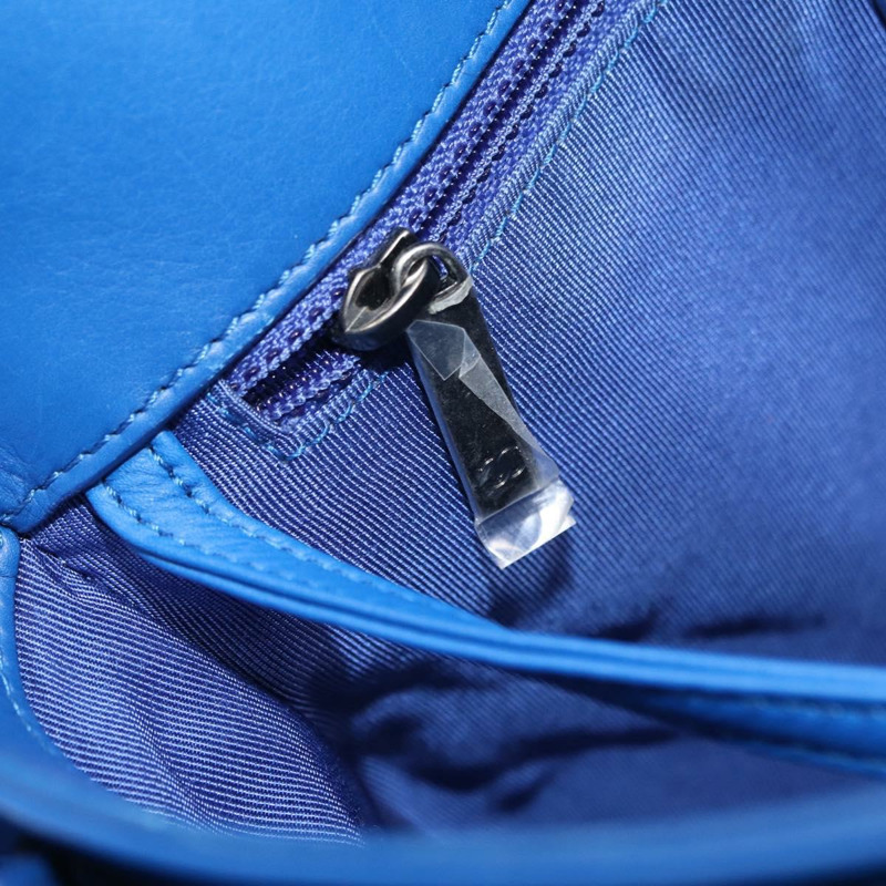 【日本直送】香奈兒 (CHANEL) Matelasse 手袋，羊皮材質，雙肩背帶，藍色，CC 標誌，正品編號 157282SAM-26