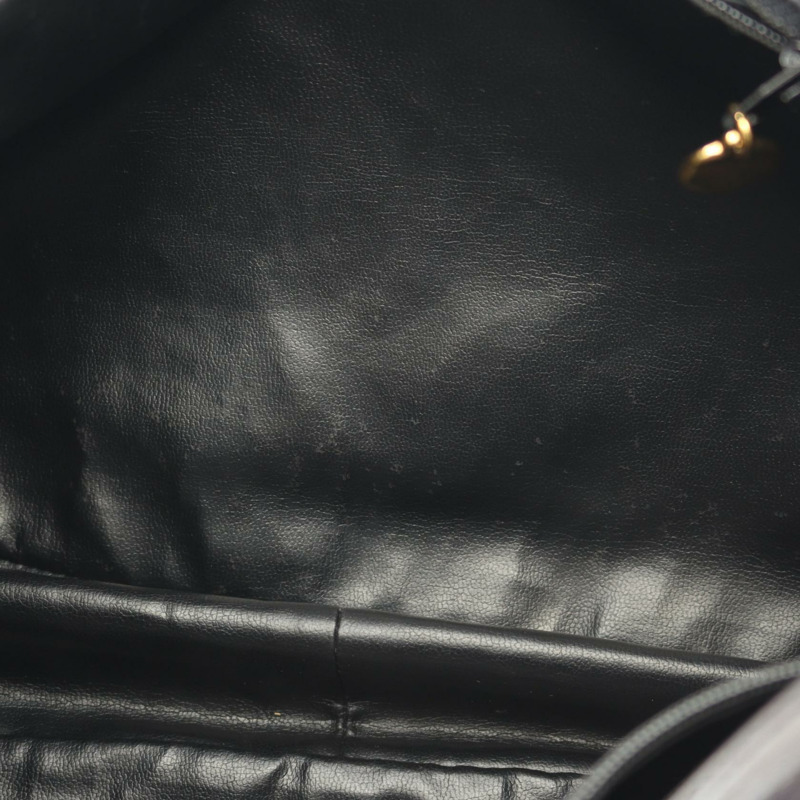 香奈兒三重 COCO 標誌鏈條單背包，羊皮材質，黑色，金色五金，二手 CC-5