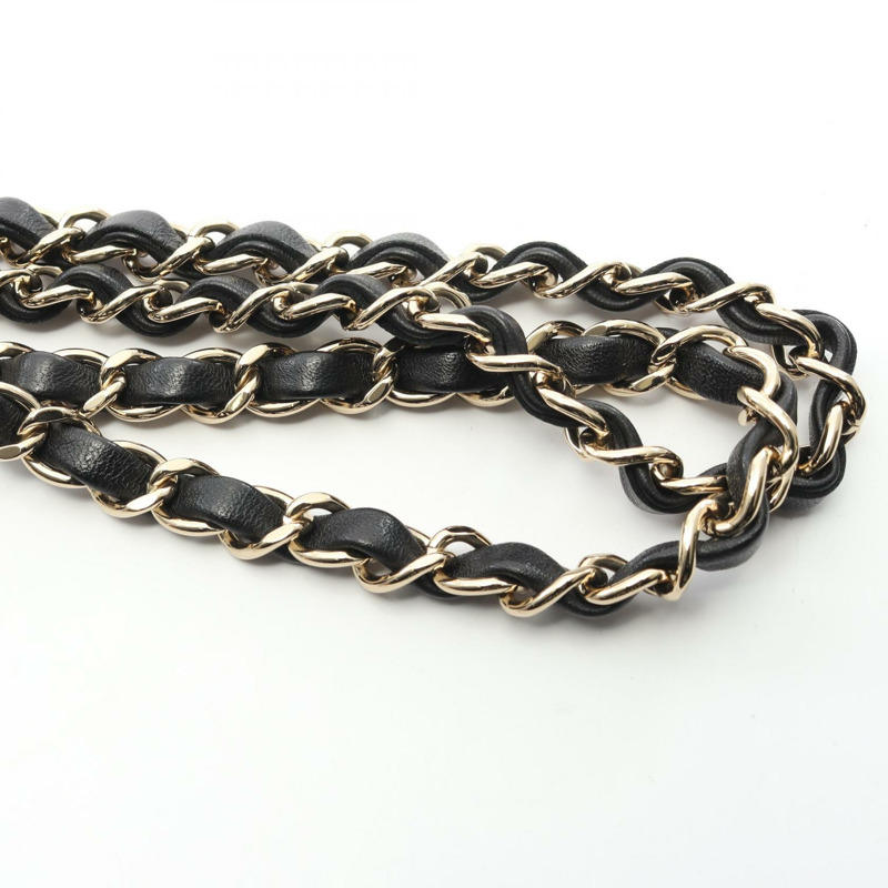 香奈兒迷你絎縫鏈條肩背斜背包，黑色白色皮革，金色五金，二手-11