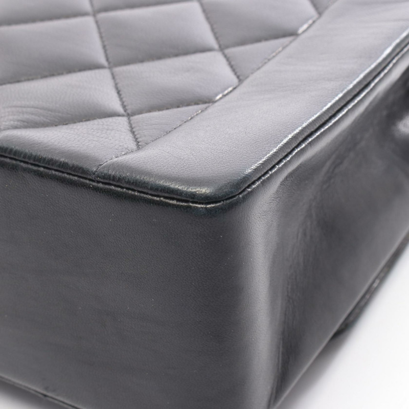 香奈兒 (CHANEL) 絎縫 Diana 翻蓋鏈條肩背斜背包 黑色皮革 金色五金 二手-8