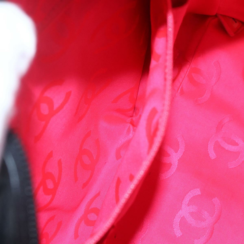 【日本直送】香奈兒 (CHANEL) Matelasse Cambon 系列手提包，小牛皮材質，黑色，銀色雙C標誌，貨號 157393SM-21