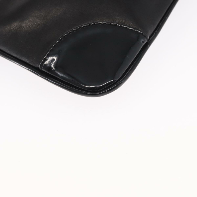 【日本直送】香奈兒山茶花手拿包，羊皮材質，黑色銀色雙C標誌，正品編號BA9202V-13