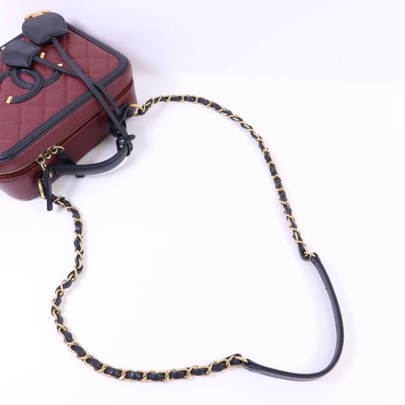 CHANEL 牛皮皮革Vanity Case金扣手挽肩背兩用袋-4