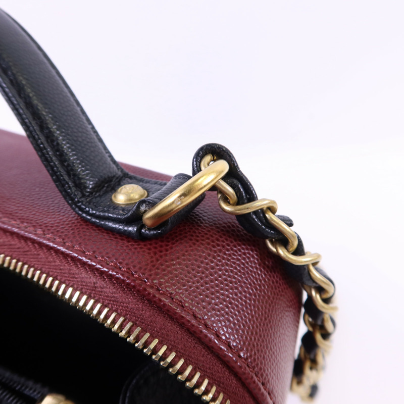 CHANEL 牛皮皮革Vanity Case金扣手挽肩背兩用袋-11