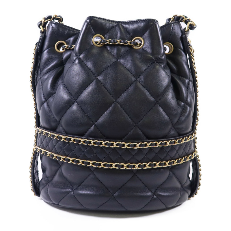 CHANEL 羊皮皮革Bucket Bag金扣肩背袋-1