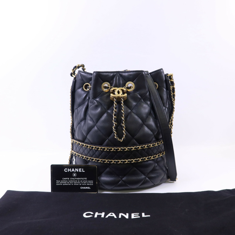 CHANEL 羊皮皮革Bucket Bag金扣肩背袋-15