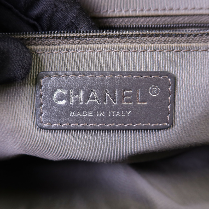 CHANEL 牛皮皮革Chain Shoulder銀扣鏈帶肩背袋-6