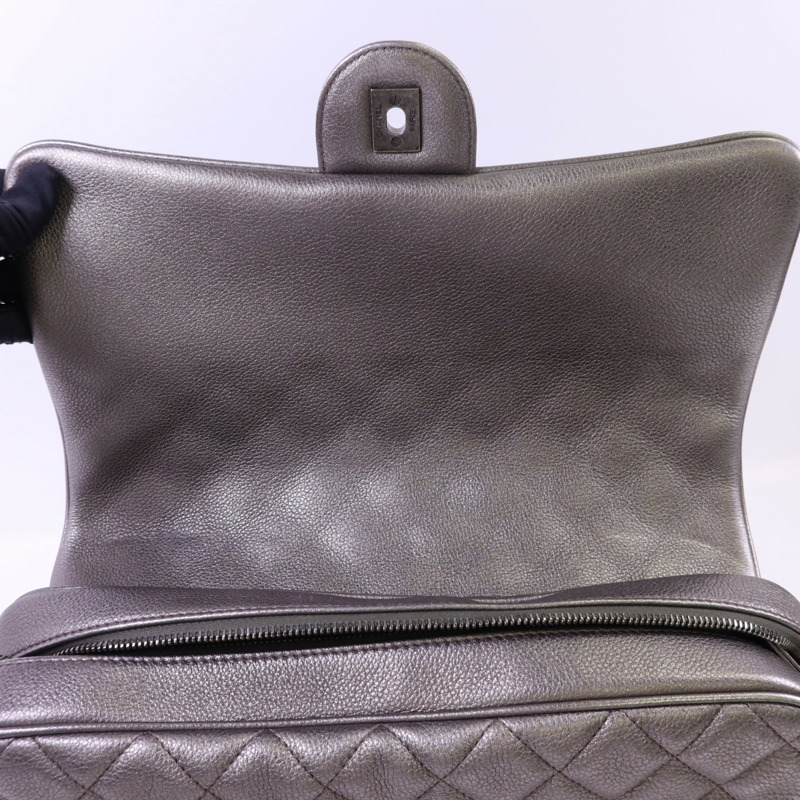 CHANEL 牛皮皮革Chain Shoulder銀扣鏈帶肩背袋-18