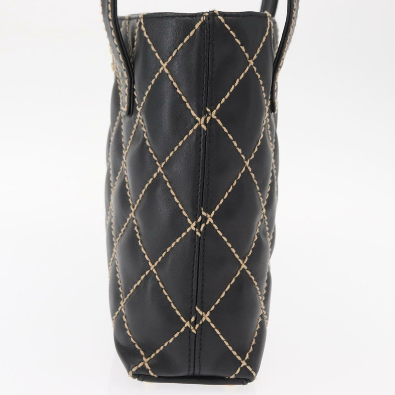 【日本直送】香奈兒 (CHANEL) 野性縫線托特包，羊皮材質，黑色，金色雙C標誌，正品編號 158675SAV-2