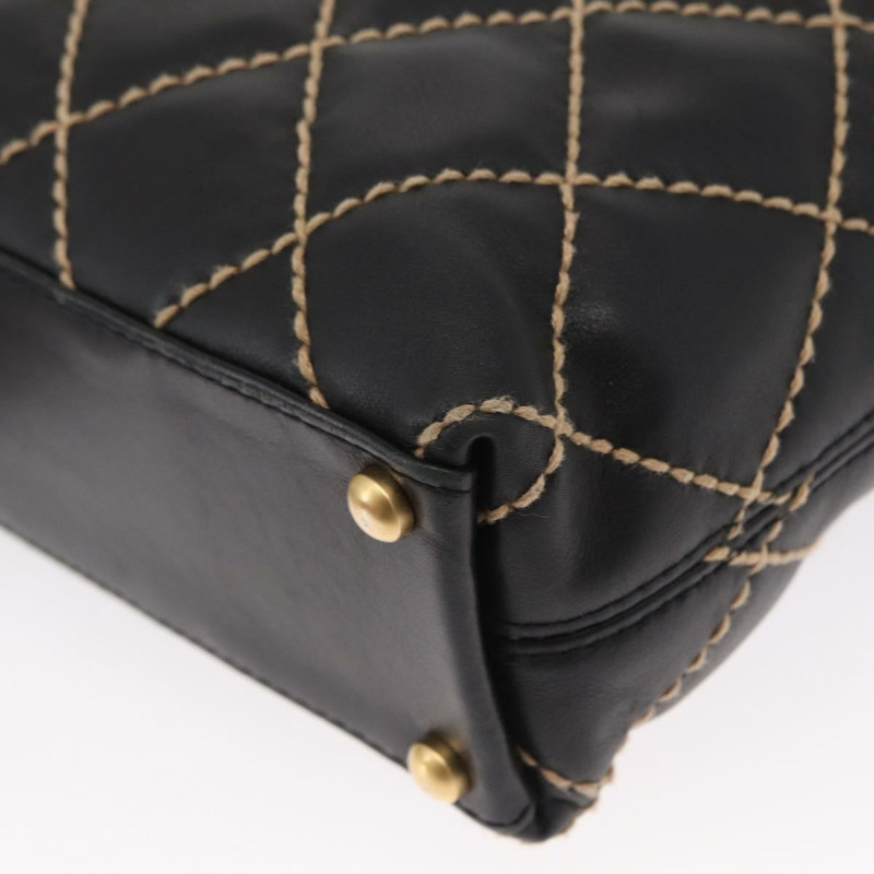 【日本直送】香奈兒 (CHANEL) 野性縫線托特包，羊皮材質，黑色，金色雙C標誌，正品編號 158675SAV-16