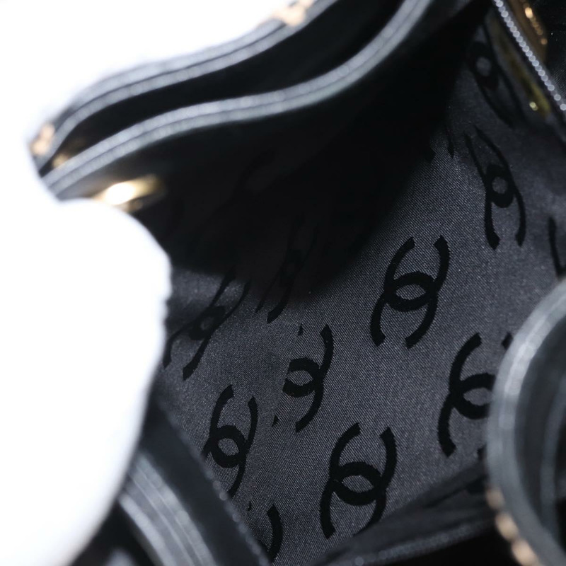 【日本直送】香奈兒 (CHANEL) 野性縫線托特包，羊皮材質，黑色，金色雙C標誌，正品編號 158675SAV-22