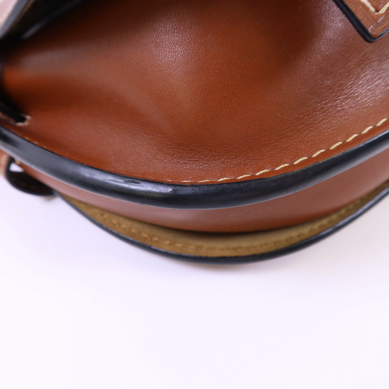 LOEWE 牛皮皮革Gate Small肩背袋-12
