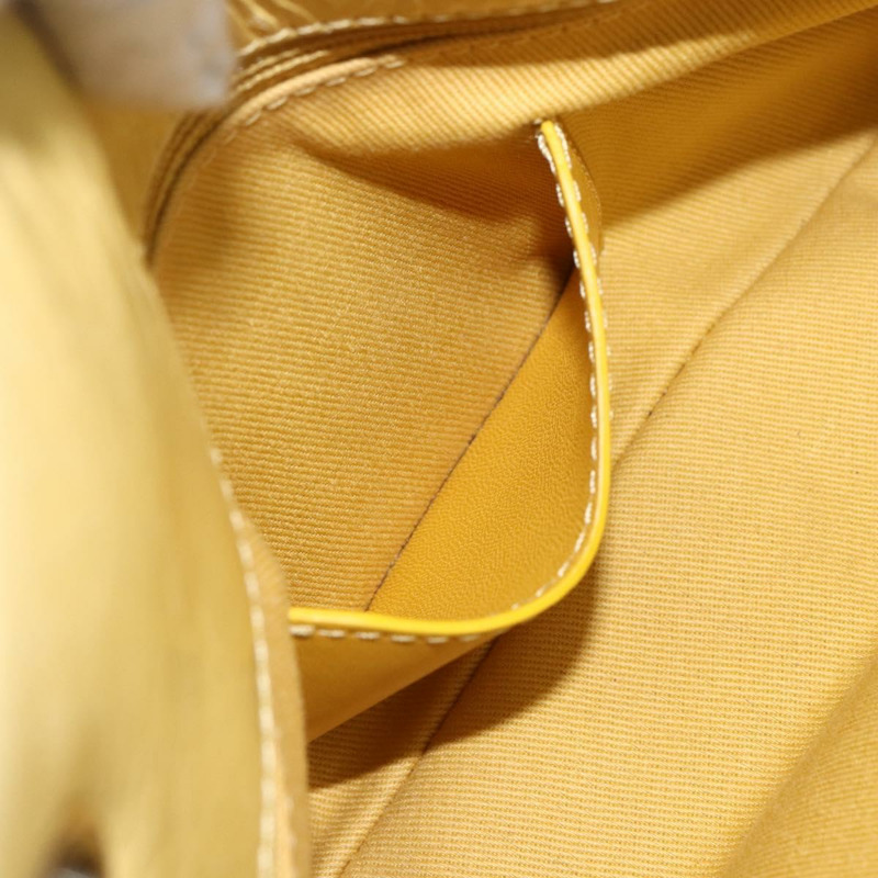 【日本直送】香奈兒 Mademoiselle 鏈條肩背包 小牛皮 黃色 銀色 CC 標誌 Auth 158678V-20