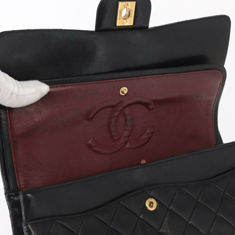【日本直送】香奈兒 Matelasse 25 鏈條肩背包，羊皮材質，黑色，金色雙C標誌，正品編號 158907SAM-22