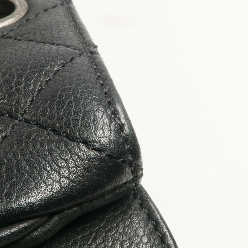 CHANEL 牛皮皮革Chain Shoulder銀扣鏈帶肩背袋-15