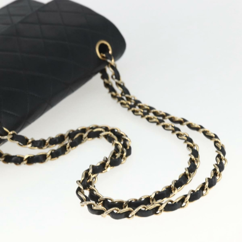 【日本直送】香奈兒 Matelasse 23 鏈條肩背包，羊皮材質，黑色，金色雙C標誌，正品編號 158007SAV-6