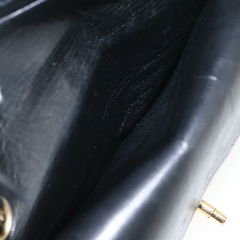 【日本直送】香奈兒 Matelasse 23 鏈條肩背包，羊皮材質，黑色，金色雙C標誌，正品編號 158007SAV-22