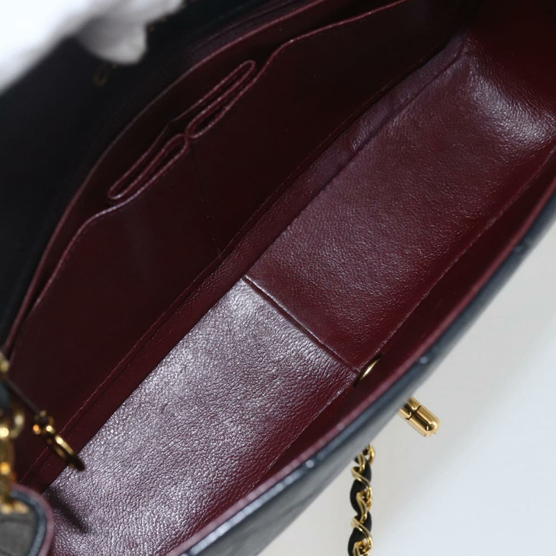 【日本直送】香奈兒 (CHANEL) 絎縫鏈條肩背包，羊皮材質，黑色，金色雙C標誌，正品編號 158000SAV-8