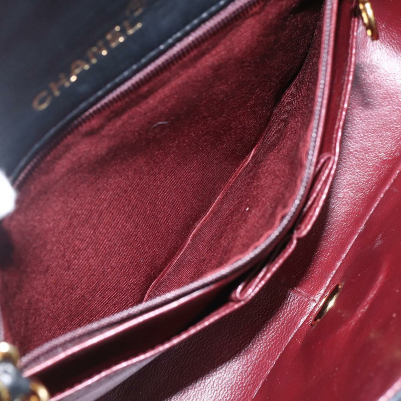 【日本直送】香奈兒 (CHANEL) 絎縫鏈條肩背包，羊皮材質，黑色，金色雙C標誌，正品編號 158000SAV-23