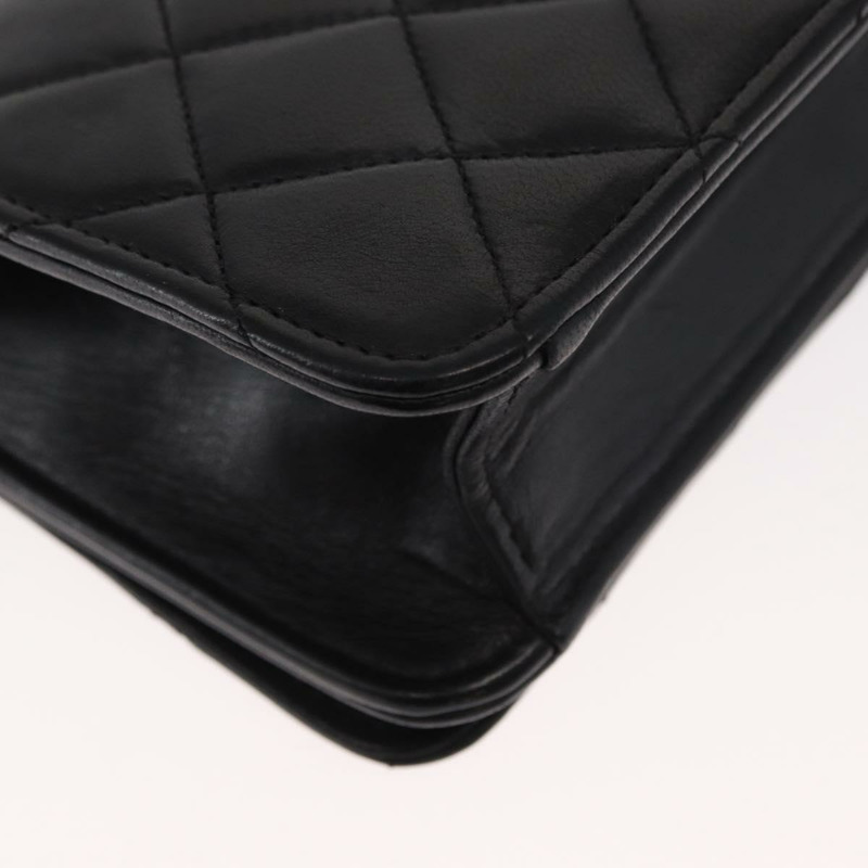 【日本直送】香奈兒 (CHANEL) 絎縫鏈條肩背包，羊皮材質，黑色，金色雙C標誌，正品編號 157999SAV-16