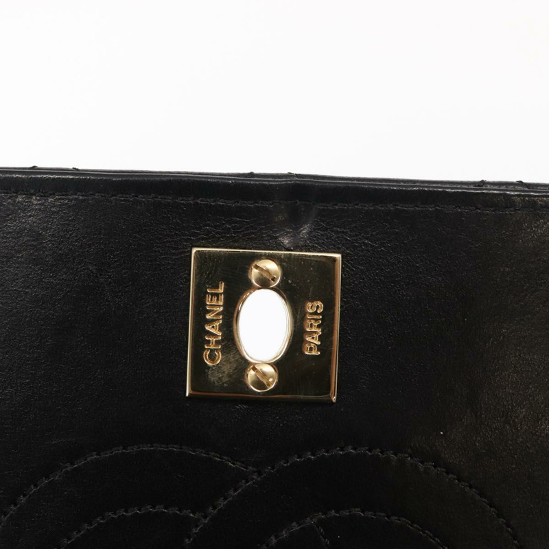 【日本直送】香奈兒 (CHANEL) 絎縫鏈條肩背包，羊皮材質，黑色，金色雙C標誌，正品編號 157999SAV-21