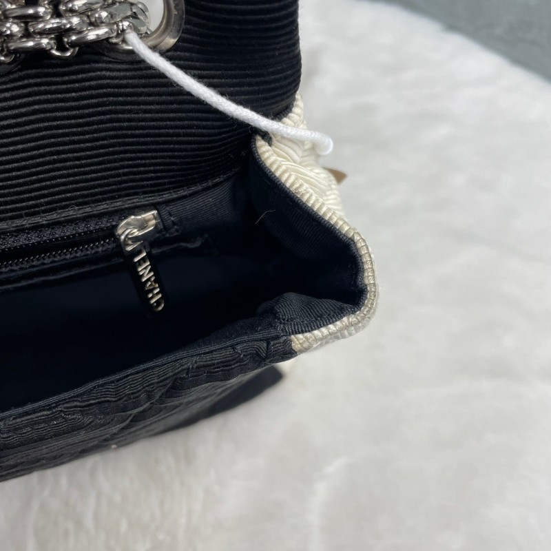Chanel 黑白配色2.55 大號鏈條包 肩背包-16