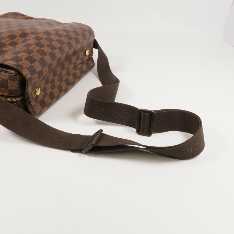 LOUIS VUITTON Damier Naviglio金扣肩背袋-7