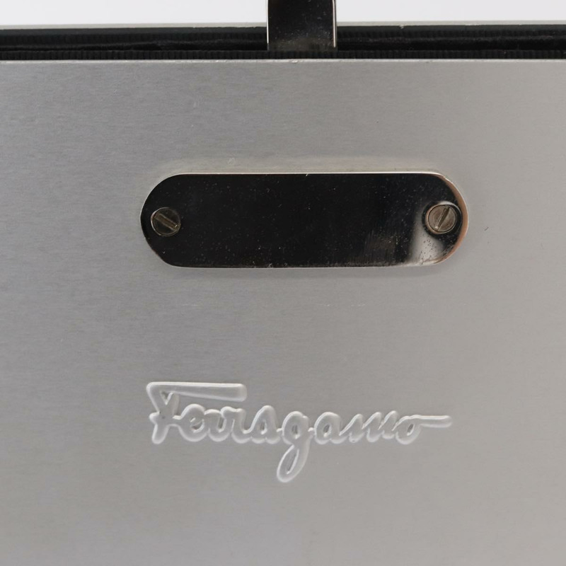 【日本直送】Salvatore Ferragamo Chain Gancini Bag Stainless Steel Silver Auth 156983V-16