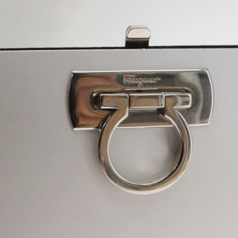 【日本直送】Salvatore Ferragamo Chain Gancini Bag Stainless Steel Silver Auth 156983V-17